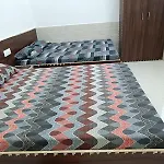 Radhey Radhey Guest House